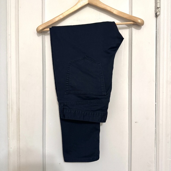 Banana Republic Men's Navy Athletic-Fit Travel Pant | Size: 32x30 - Picture 2 of 5